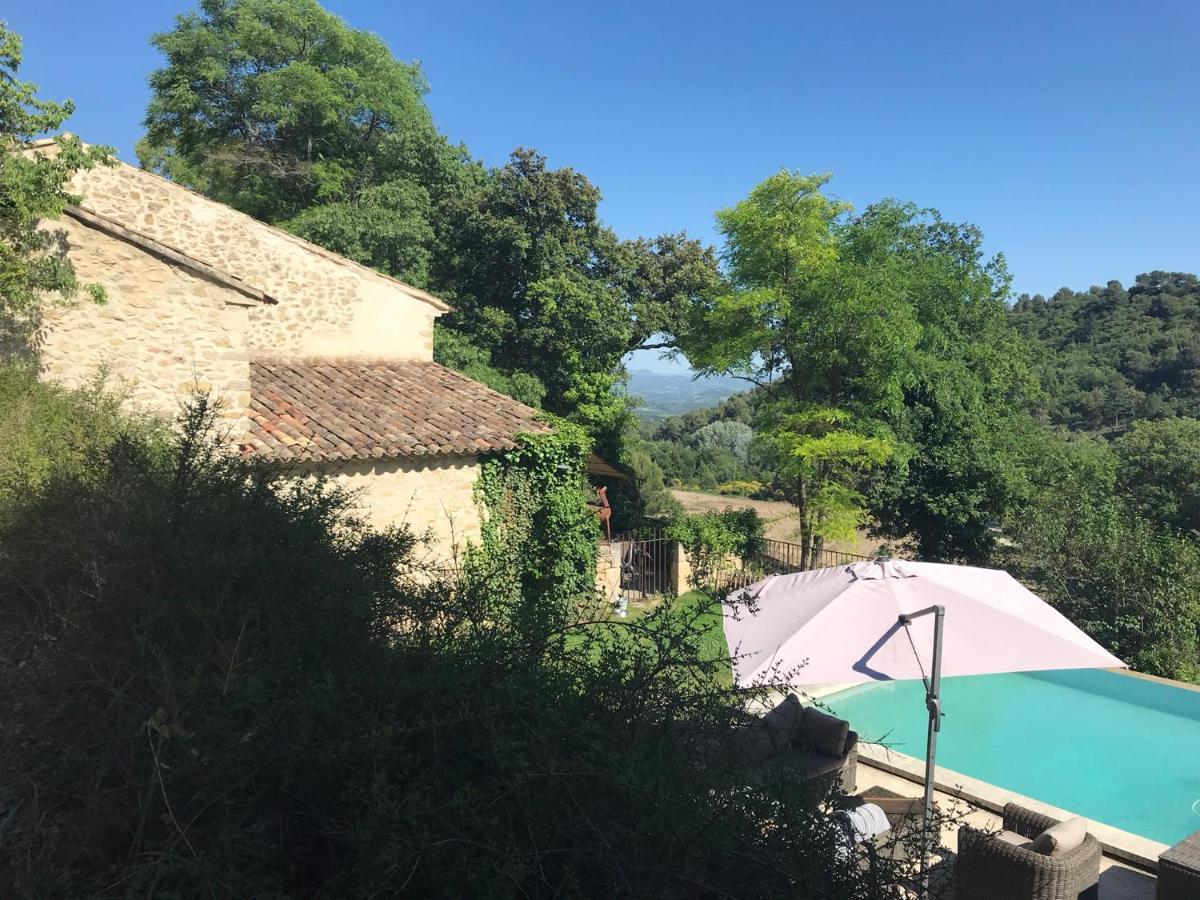 Les Gouts Et Les Couleurs Aparthotel Cucuron Exterior photo